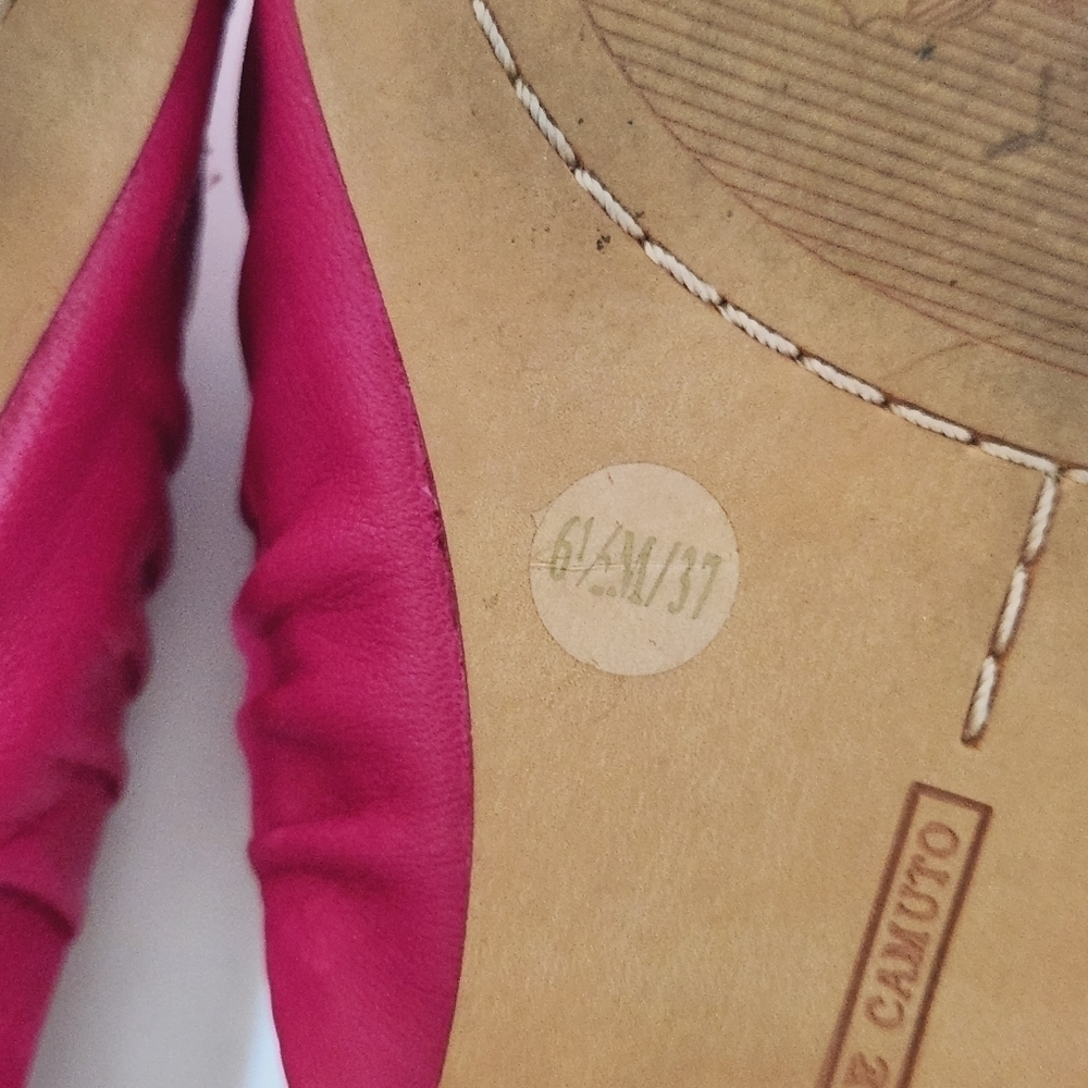 VINCE CAMUTO Women's Hot Pink Pressen Ruched Mules Size 6.5 M - Picture 10 of 10